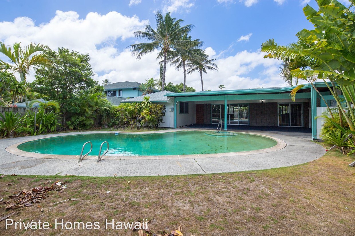 Primary Photo - 5 br, 3 bath House - 683 N Kalaheo