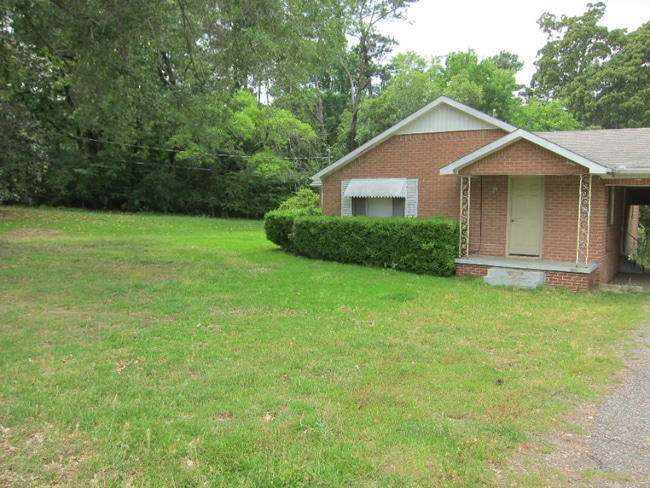 Building Photo - 3587 FM 2208