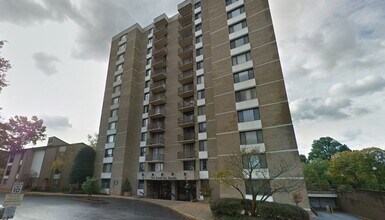 Building Photo - 4 Monroe St