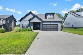Building Photo - 2437 Bucklin Dr