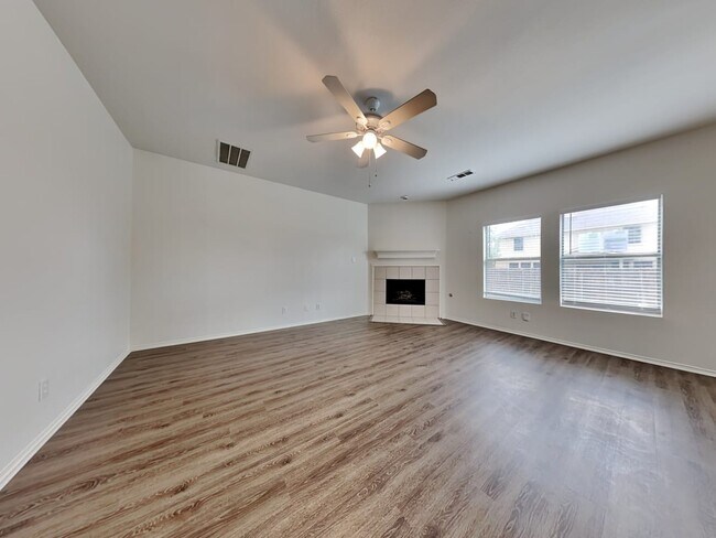 Building Photo - 5808 Arena Cir