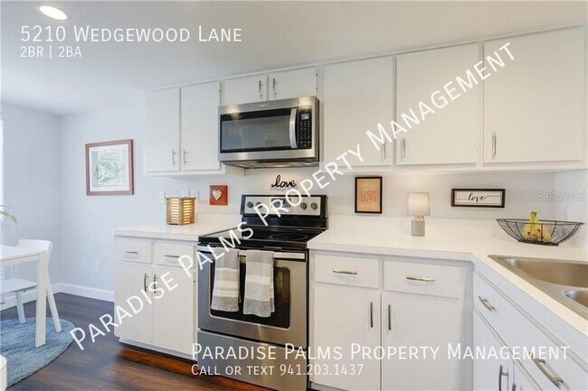 Building Photo - 2 bedroom 2 bath Condo in the Meadows
