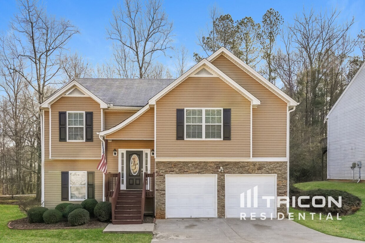 Primary Photo - 621 Amberwood Drive Villa Rica GA