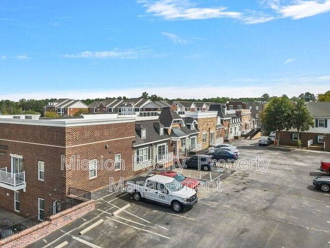 Foto del edificio - 11905 Centre St