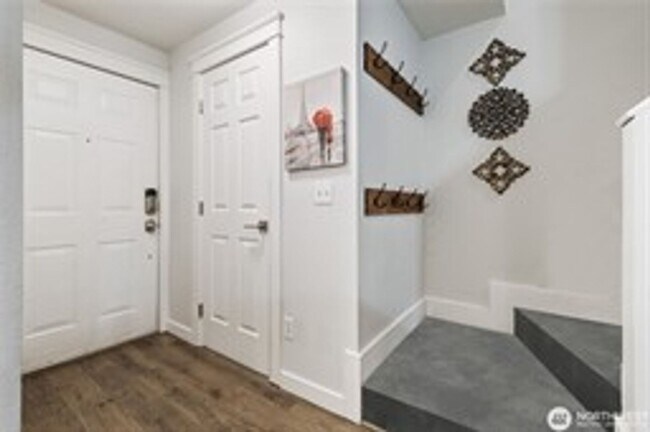 Foto del edificio - 2Bd/2.5Ba Kent Condo