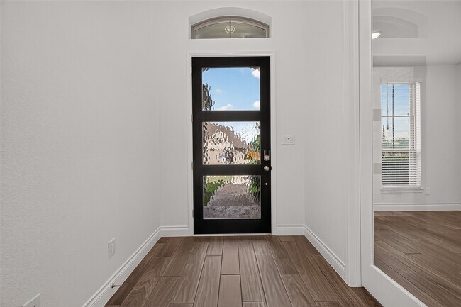 Building Photo - 25109 Pinebrook Grove Ln