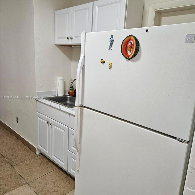 Foto del edificio - 3 bedroom in Miami FL 33179