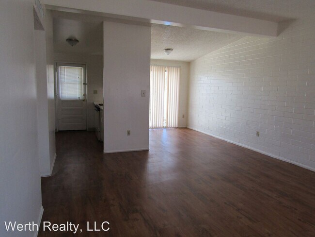 Building Photo - 3437 E Glenn St