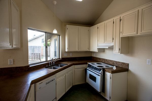 Building Photo - 4899 Birkdale Cir