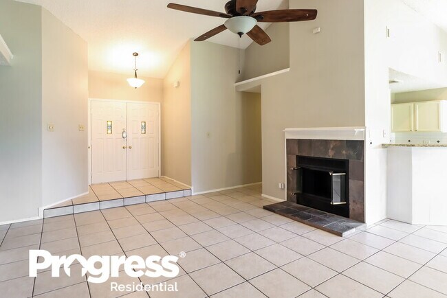 Building Photo - 2605 Mountainview Dr