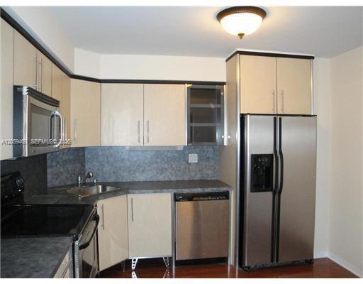 Foto del edificio - 251 174th St