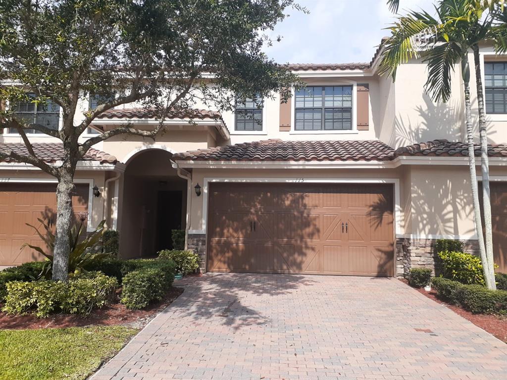 Primary Photo - 115 Riverwalk Cir E