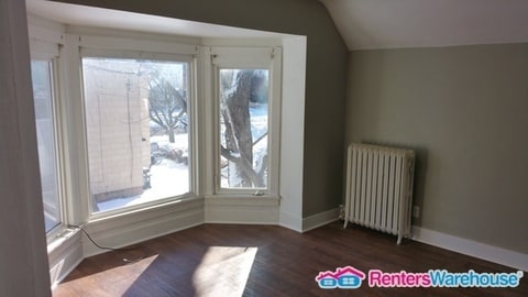 Foto del edificio - 224 S Park St