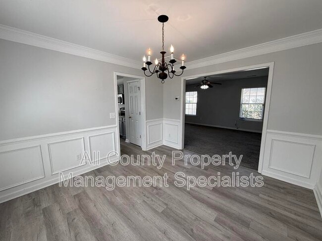 Building Photo - 179 Vermillion Dr