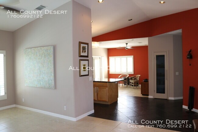 Building Photo - 37740 Peacock Cir
