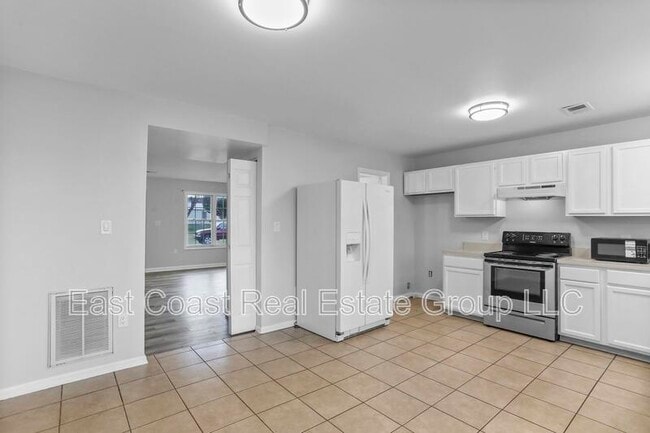 Building Photo - 119 East Road