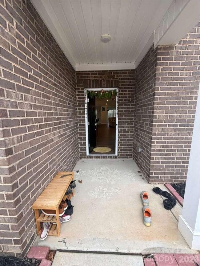 Building Photo - 1211 Ashe Mdw Dr