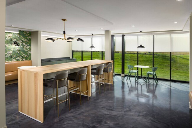 Foto del edificio - Boardwalk at Research Park