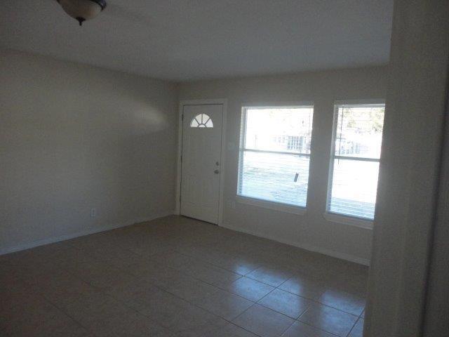 Foto del edificio - 1310 Collingsworth St