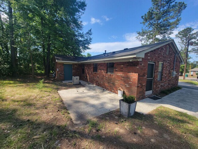Building Photo - ~103 Blue Court