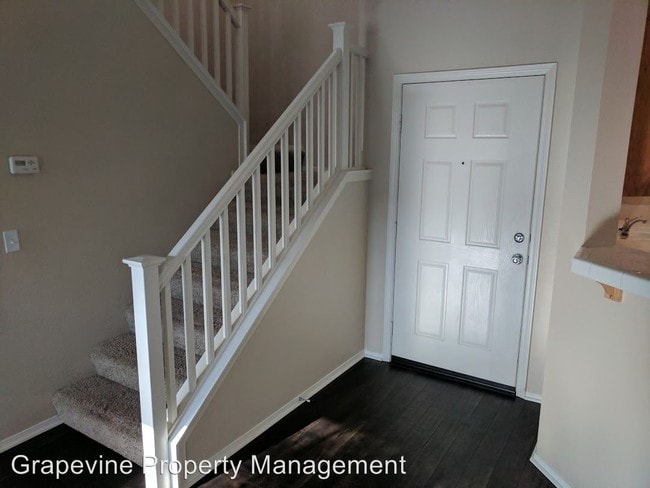 Building Photo - 3 br, 2.5 bath House - 36355 Gasparo Lane