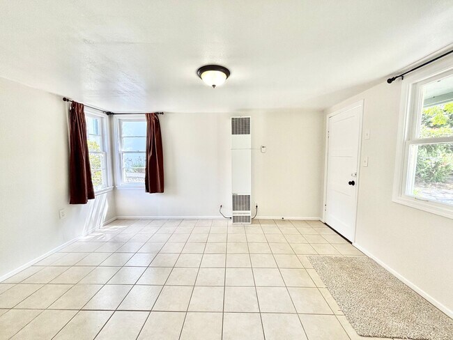 Foto del edificio - Charming Cottage Retreat – 1 Bed / 1 Bath ...
