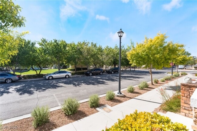 Building Photo - 8472 Garside Dr