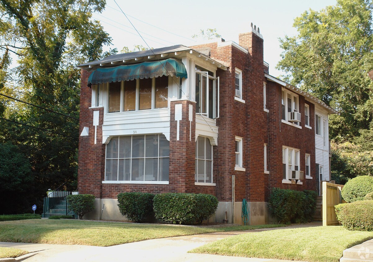 Primary Photo - 31 N Cox St