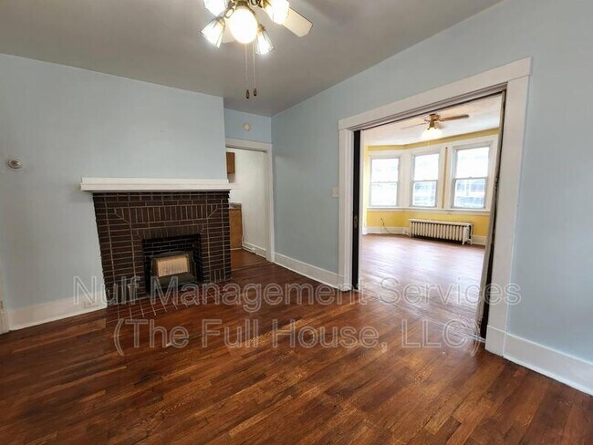 Building Photo - 541 S Aiken Ave