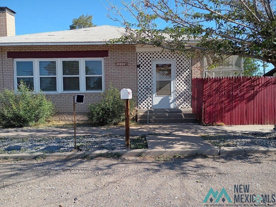 Foto principal - 523 Ash St