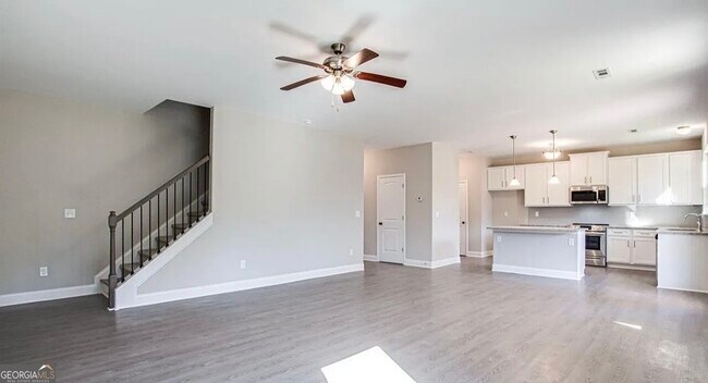 Foto del edificio - 244 Sophie Cir