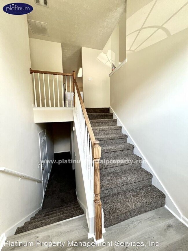 Building Photo - 5 br, 3 bath House - 1711 Green Oak Cir