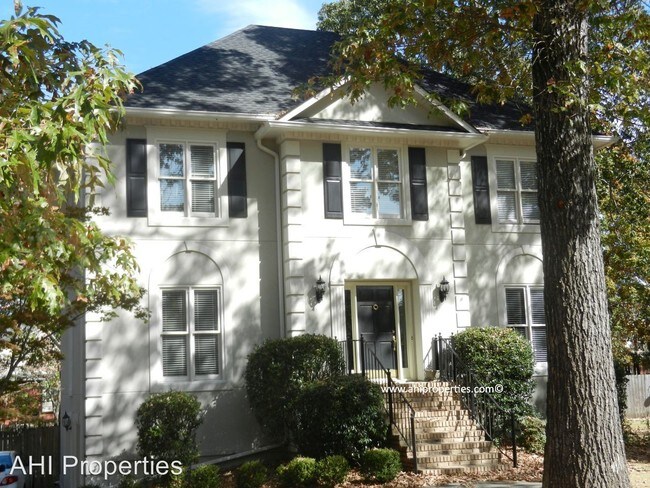 Building Photo - 3772 Kinross Dr