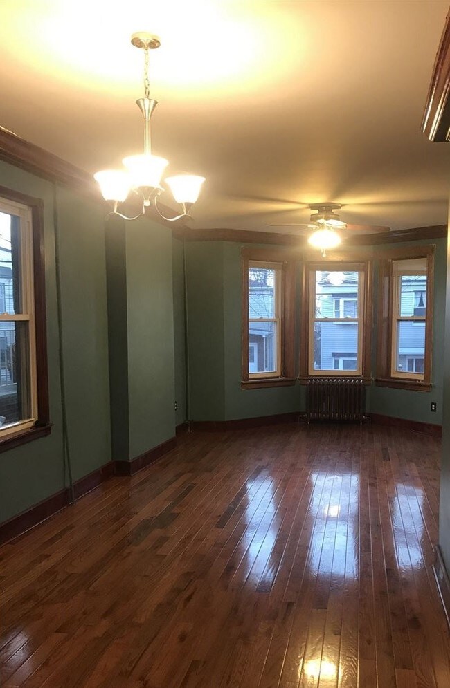 Building Photo - 544 Liberty Ave