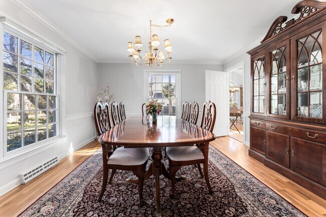 Foto del edificio - 78 Meadow Rd