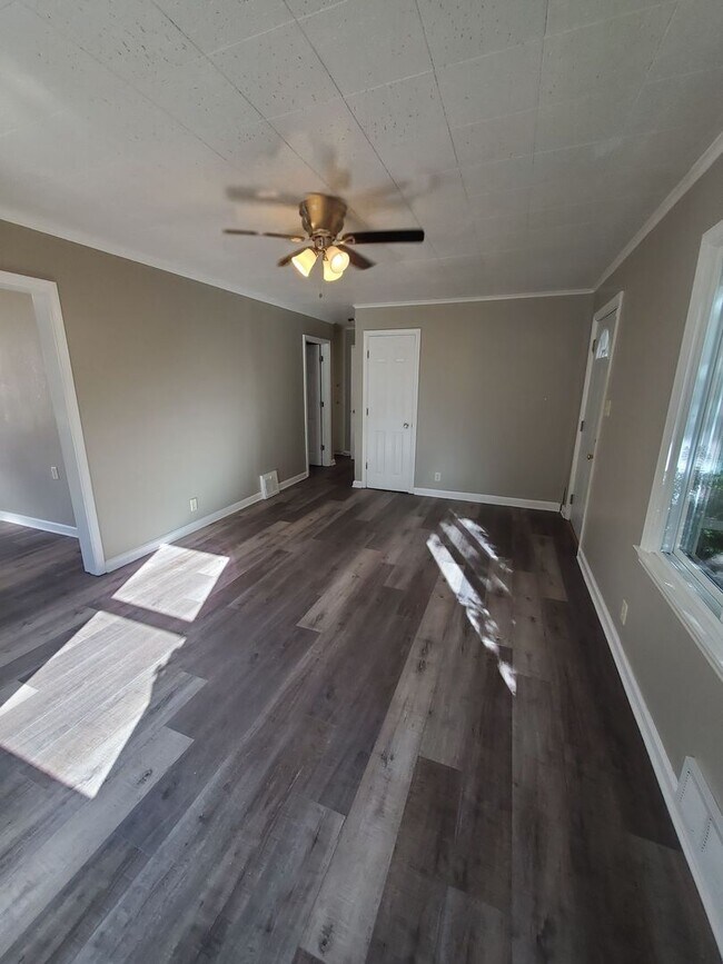 Foto del edificio - 5445 N 54th St