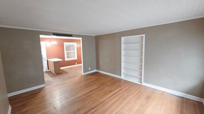 Building Photo - 43 Corley Ave