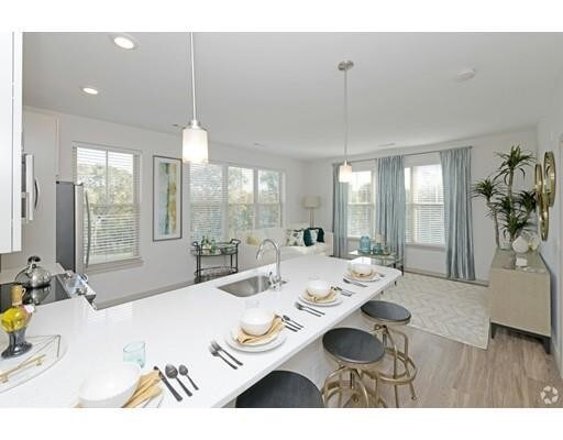 Building Photo - 2 bedroom in Walpole MA 02032