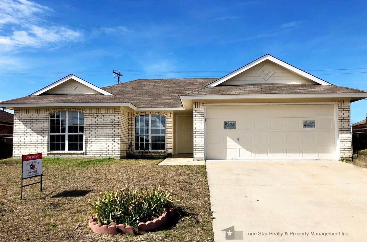 Primary Photo - 3509 Christie Dr
