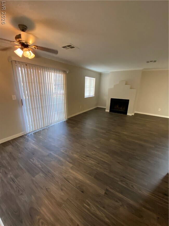 Foto del edificio - 8600 W Charleston Blvd