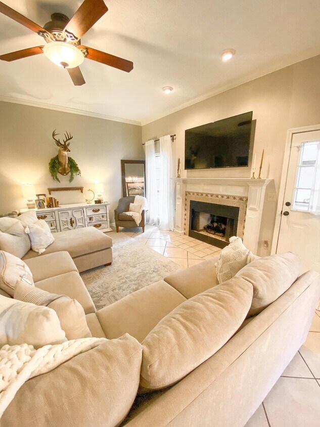 125 N Chestnut Dr, Columbus, MS 39705