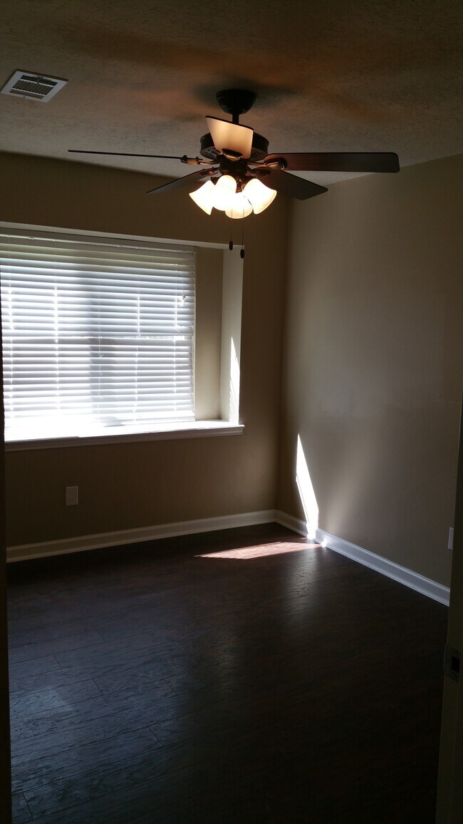 tercer dormitorio - 4308 Turtle Creek Dr