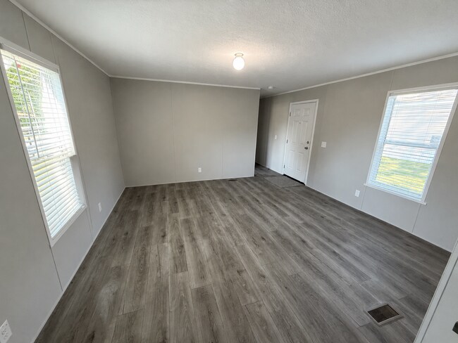 Foto del edificio - 251 Timber Ln