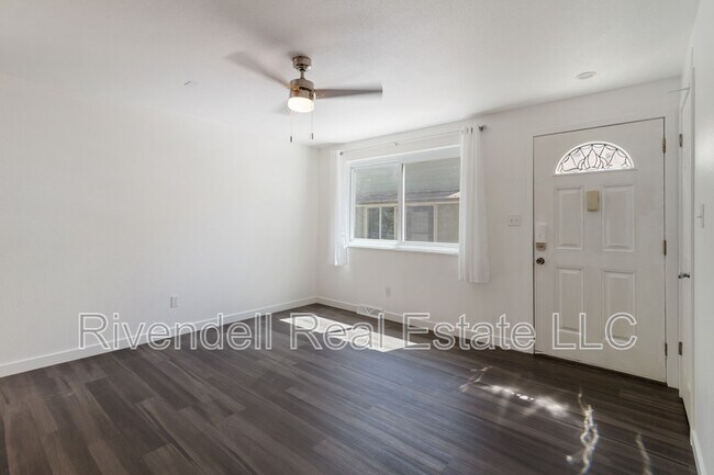 Building Photo - 1155 S Fairplay Cir