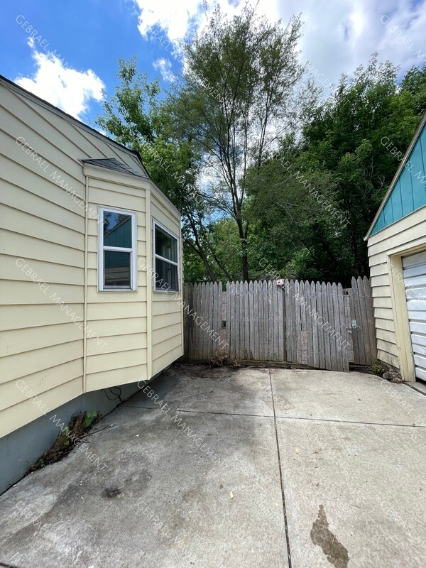 Building Photo - 4018 Orr st.