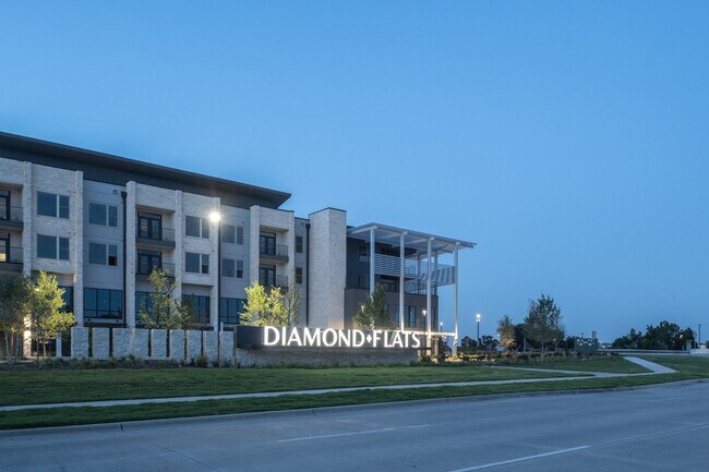 Foto del edificio - Diamond Flats