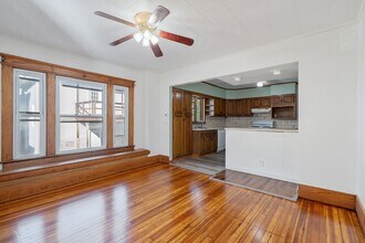 Building Photo - 134-136 Tennyson Ave