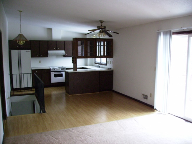 Building Photo - 6312 Kutcher Ln