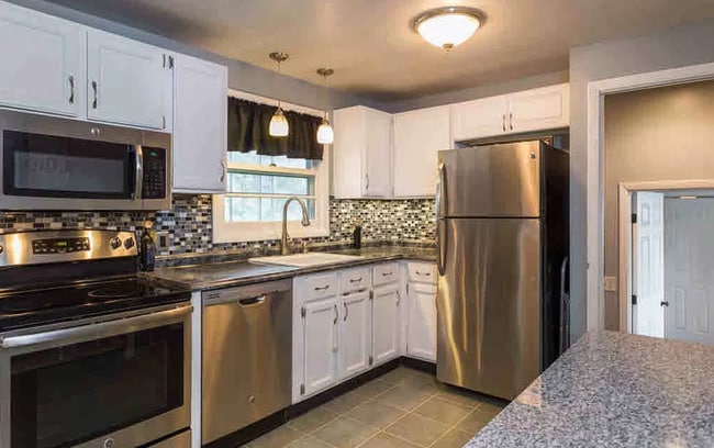 Building Photo - 39 Coakley Rd