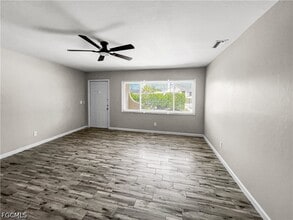 Building Photo - 18660 Miami Blvd